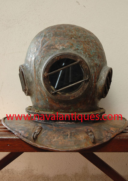 Antique brasilian shallow water helmet Antique brasilian shallow water helmet