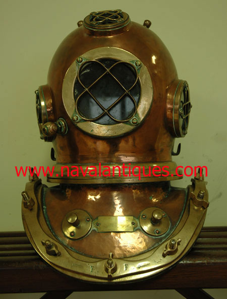 Person diving helmet 12 bolt  Person diving helmet 12 bolt