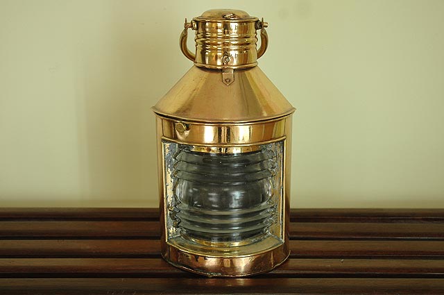 Farol de aceite - Luz de costado Farol de aceite - Luz de costado