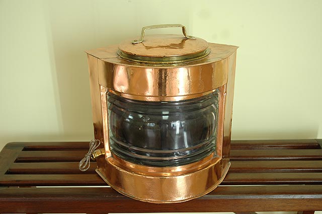 Farol de costado Farol de costado